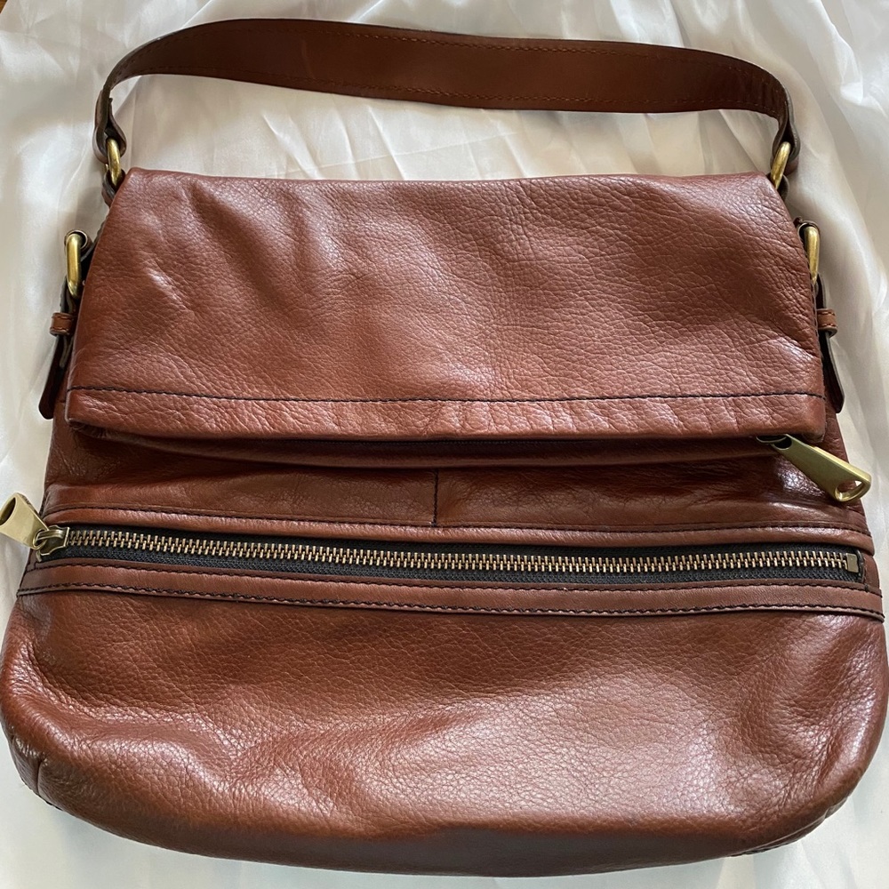 Fossil Explorer Leather Fold Over Crossbody Bag